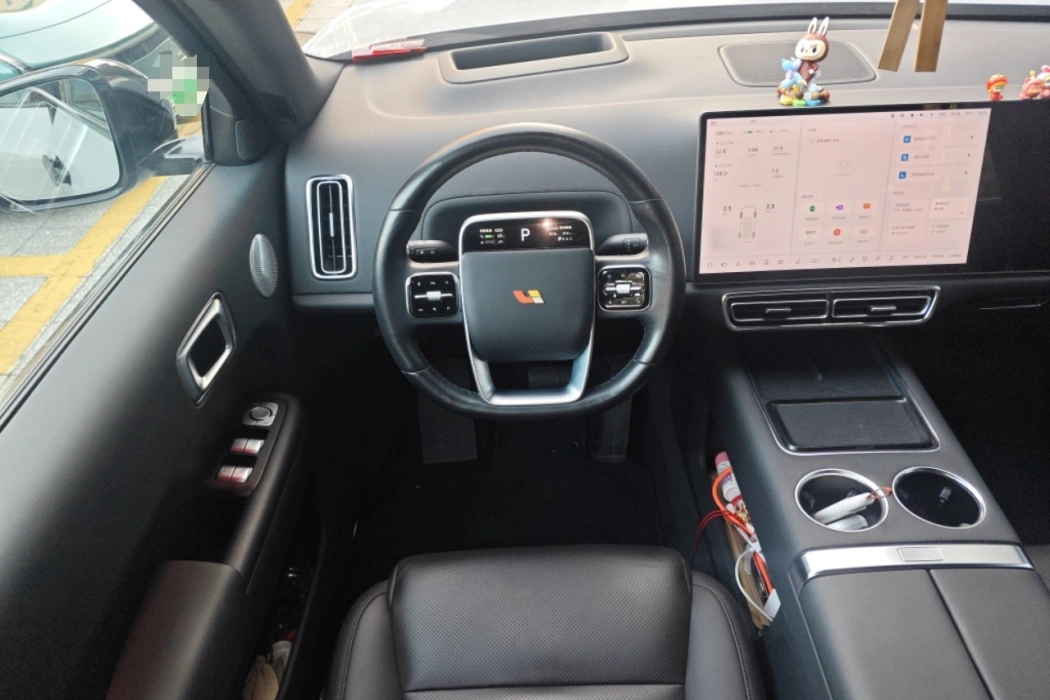 Ideal car Ideal L8 2023 Pro