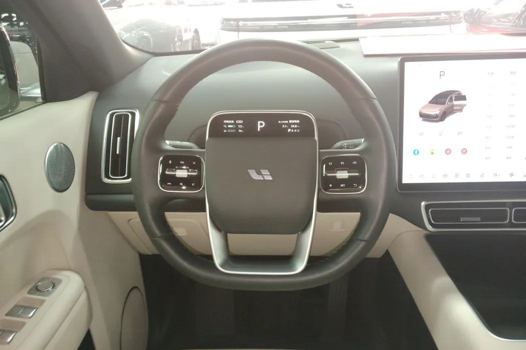 Ideal car Ideal L8 2023 Pro