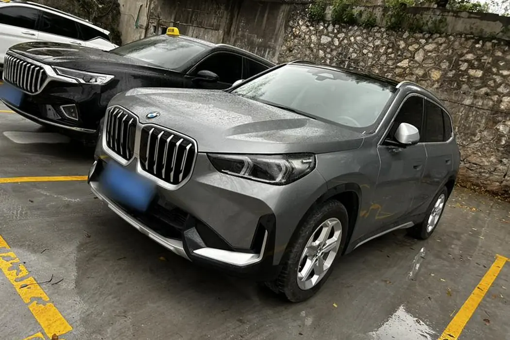 BMW X1 2023 sDrive20Li X Design Package