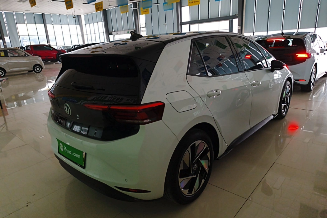 Volkswagen ID.3 2024 Outstanding Version