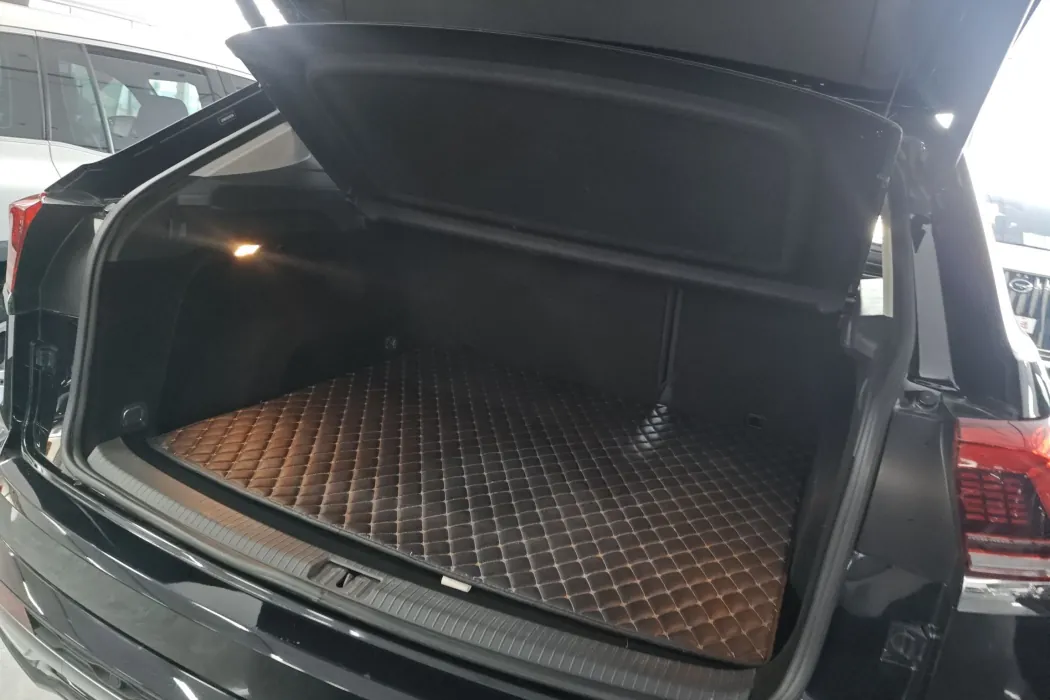 Volkswagen Tourang X 2020 facelift 330TSI two-wheel drive deluxe edition