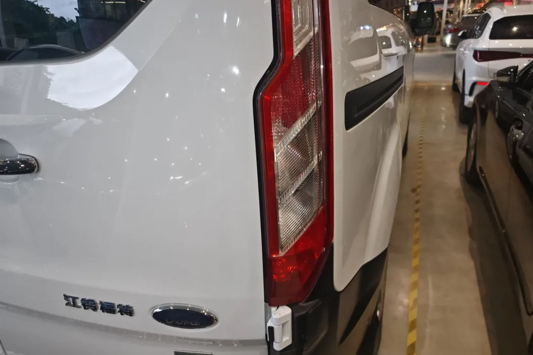 Фото машины 18