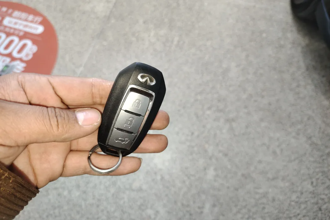 Фото машины 30