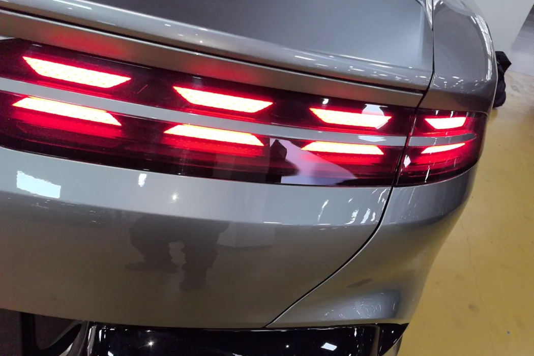 Denza Z9GT 2024 1100 four-wheel drive Ultra version