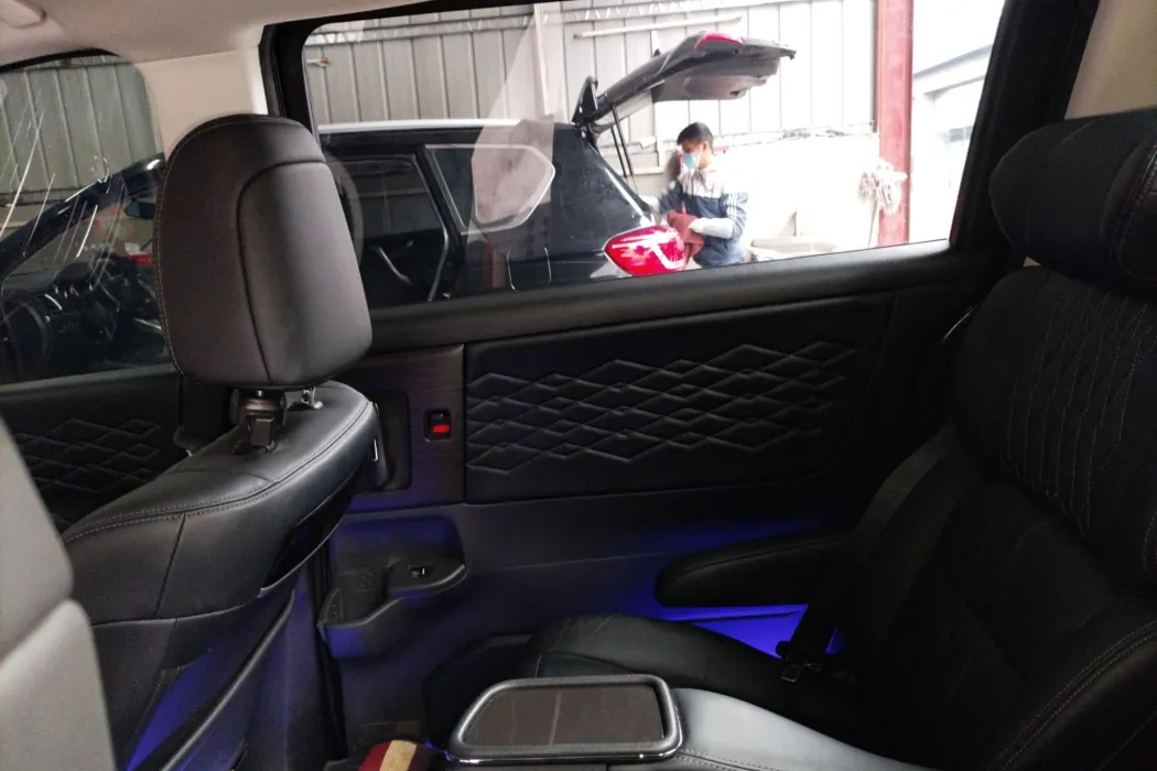 Фото машины 24