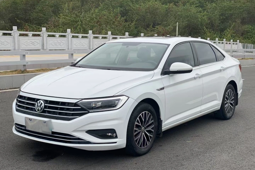 Volkswagen Sagitar 2020 200TSI DSG Comfort Country VI